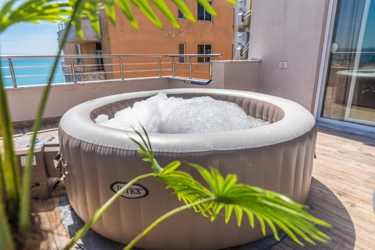 Luxury Seaview With Big Terrace And Jacuzzi Durrës